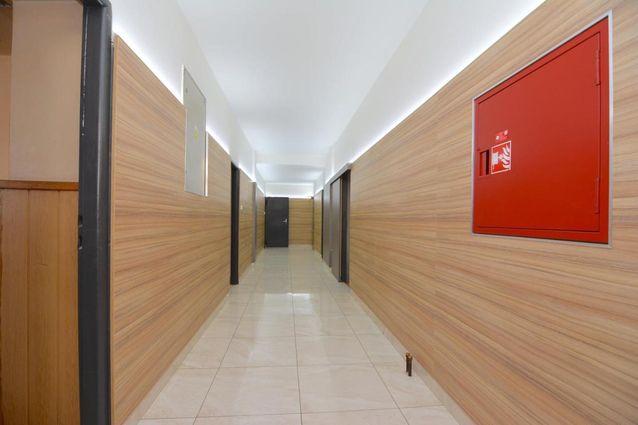Hotel Tatra Novy Bydzov Exterior photo